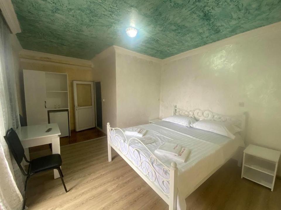 Elite Palace Plus Hotel Batumi Zewnętrze zdjęcie