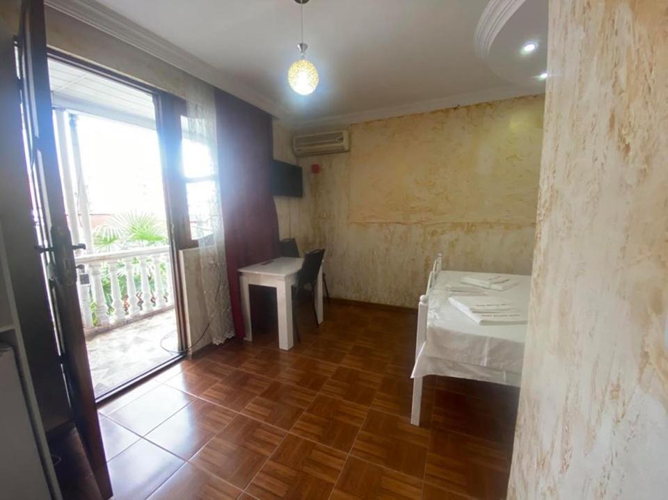 Elite Palace Plus Hotel Batumi Zewnętrze zdjęcie